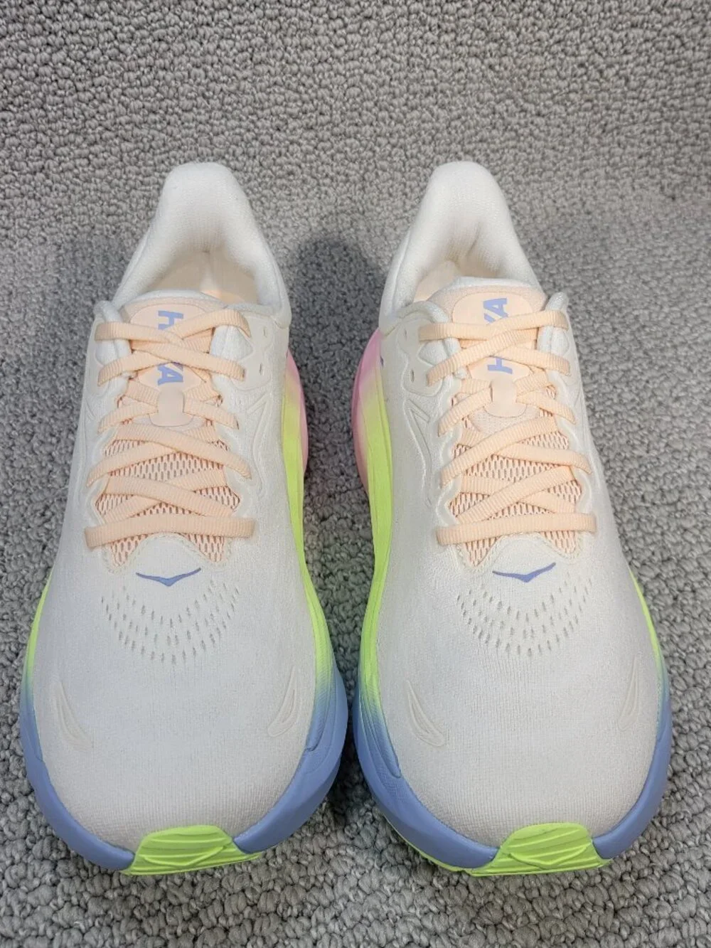 Hoka One One hoka one